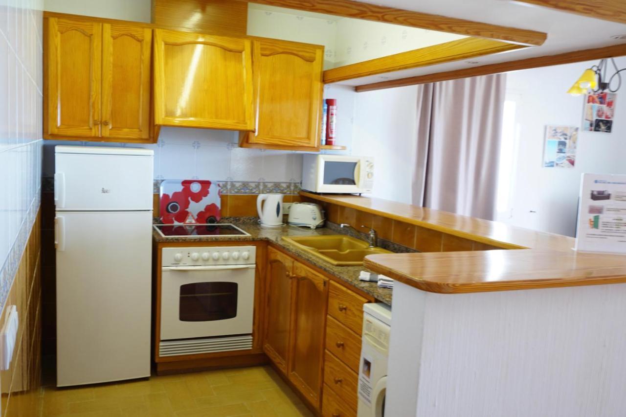 Apartamentos Punta Prima Beach Екстер'єр фото