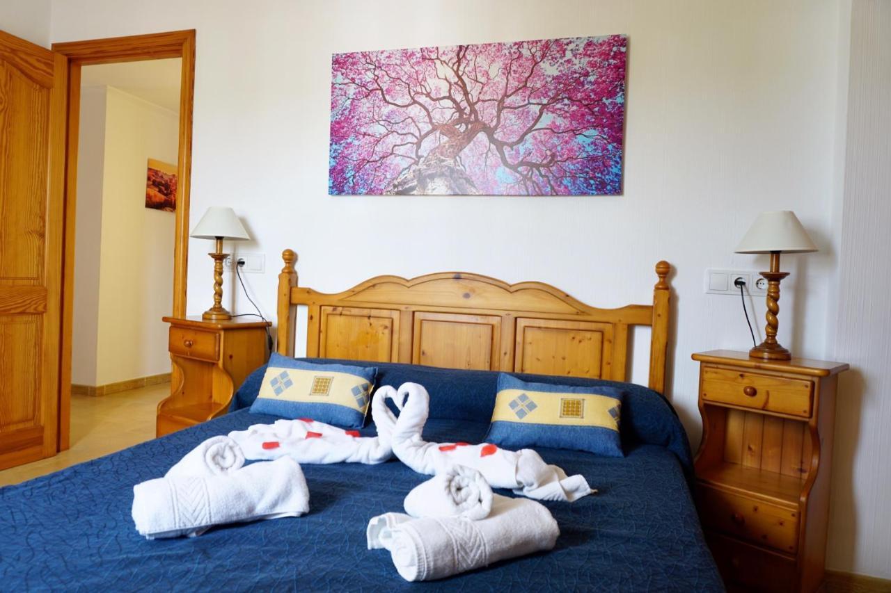 Apartamentos Punta Prima Beach Екстер'єр фото