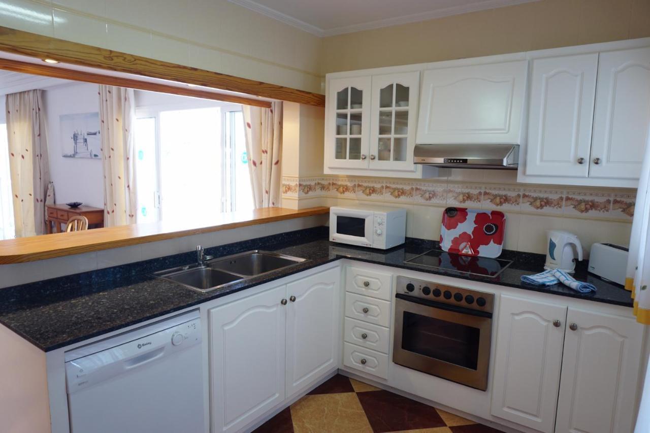 Apartamentos Punta Prima Beach Екстер'єр фото