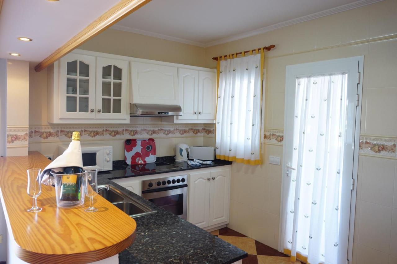 Apartamentos Punta Prima Beach Екстер'єр фото