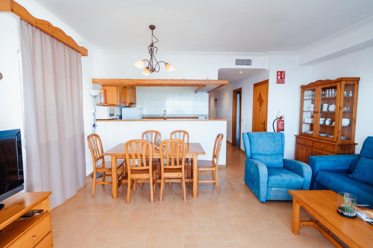 Apartamentos Punta Prima Beach Екстер'єр фото